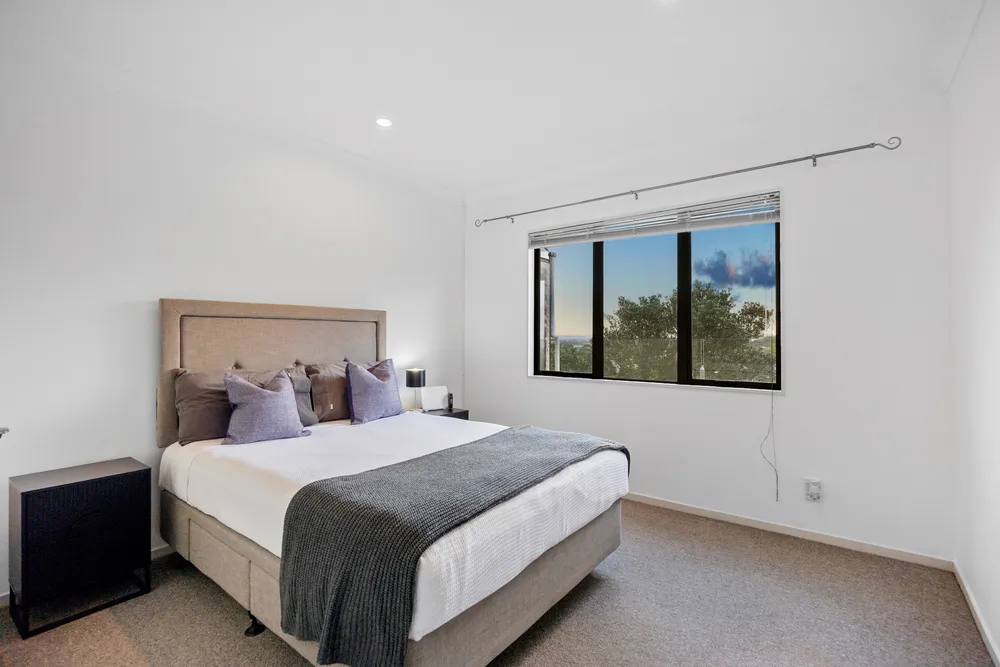 Photos of 3 Richard Hill Close