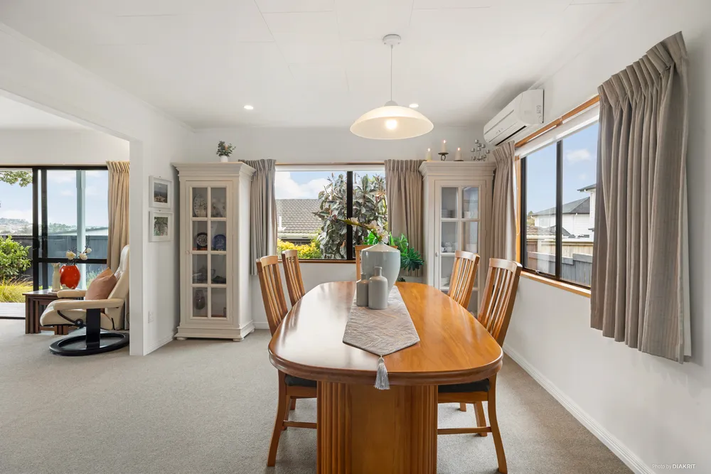 Photos of 2/547 Hillsborough Road