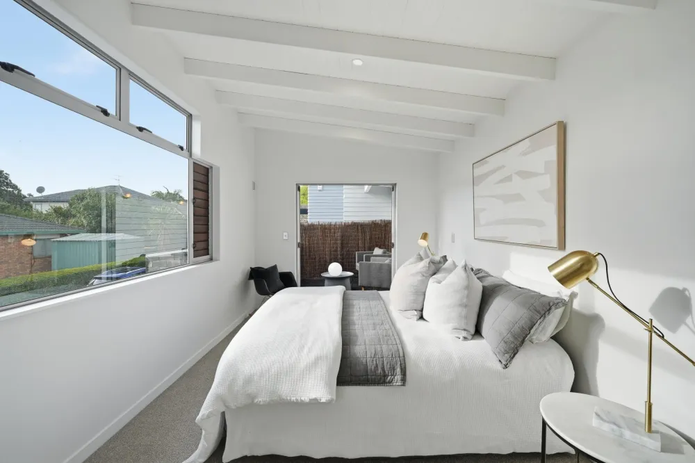 Photos of 7a Lunn Ave