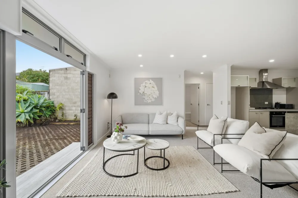 Photos of 7a Lunn Ave