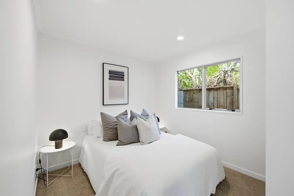 Photos of 7a Lunn Ave