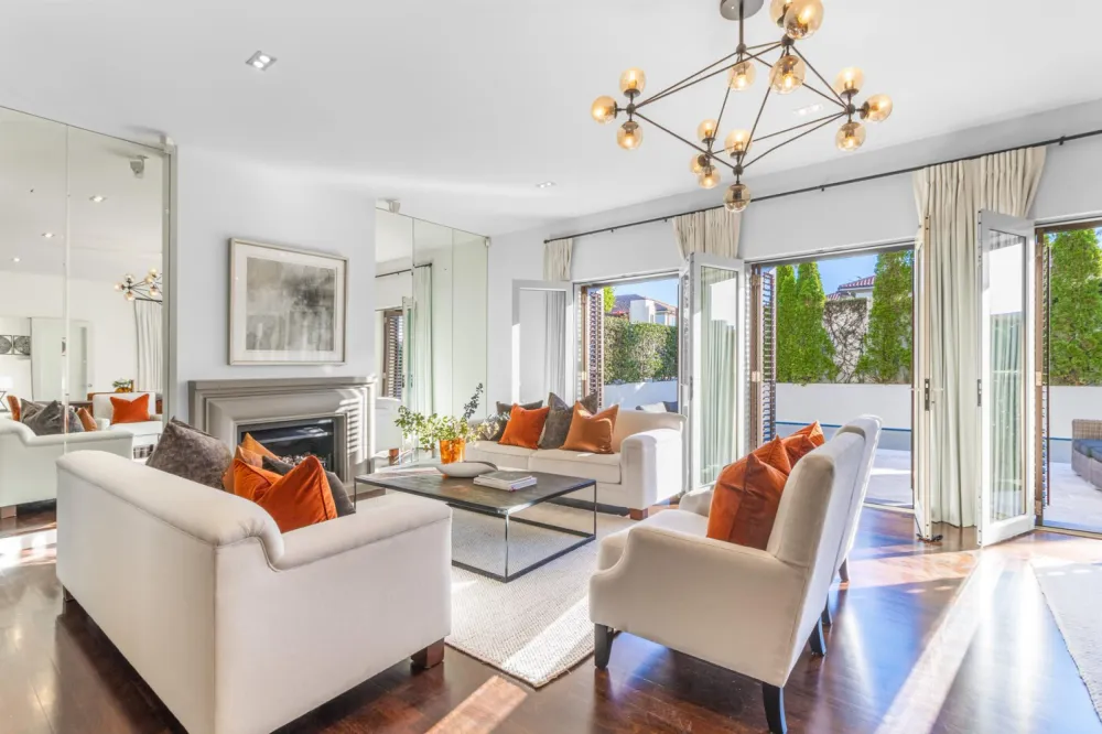 Photos of 147B Victoria Avenue