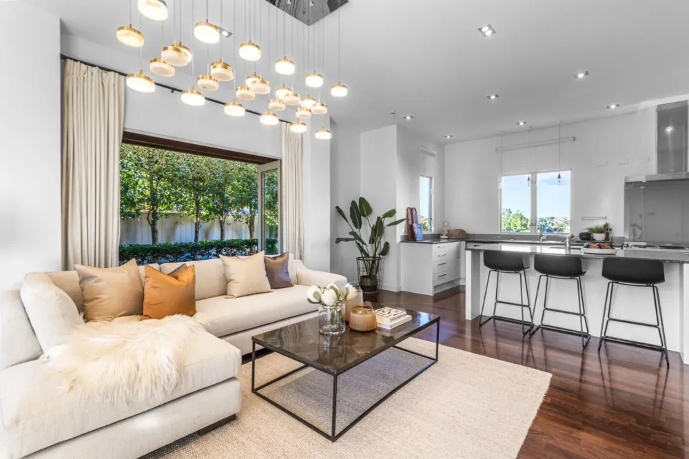 Photos of 147B Victoria Avenue