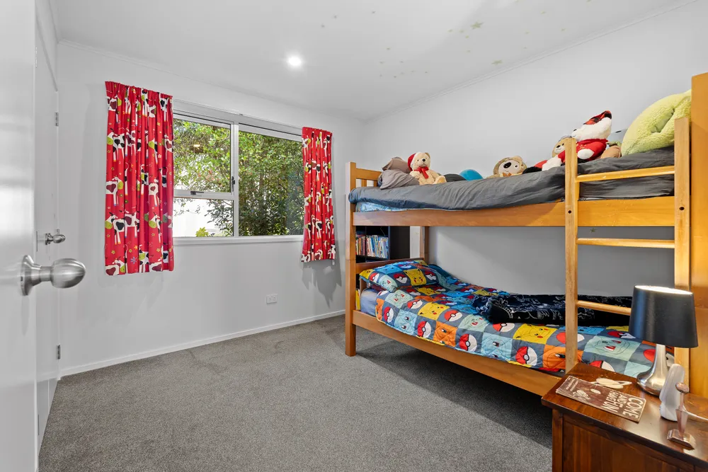 Photos of 91 Langana Avenue