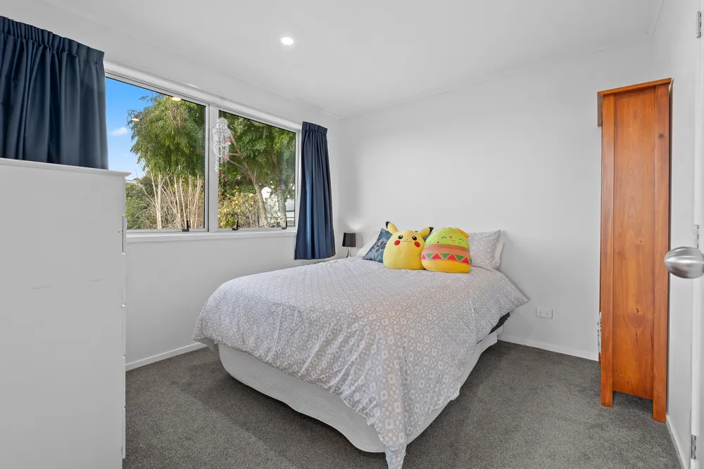 Photos of 91 Langana Avenue