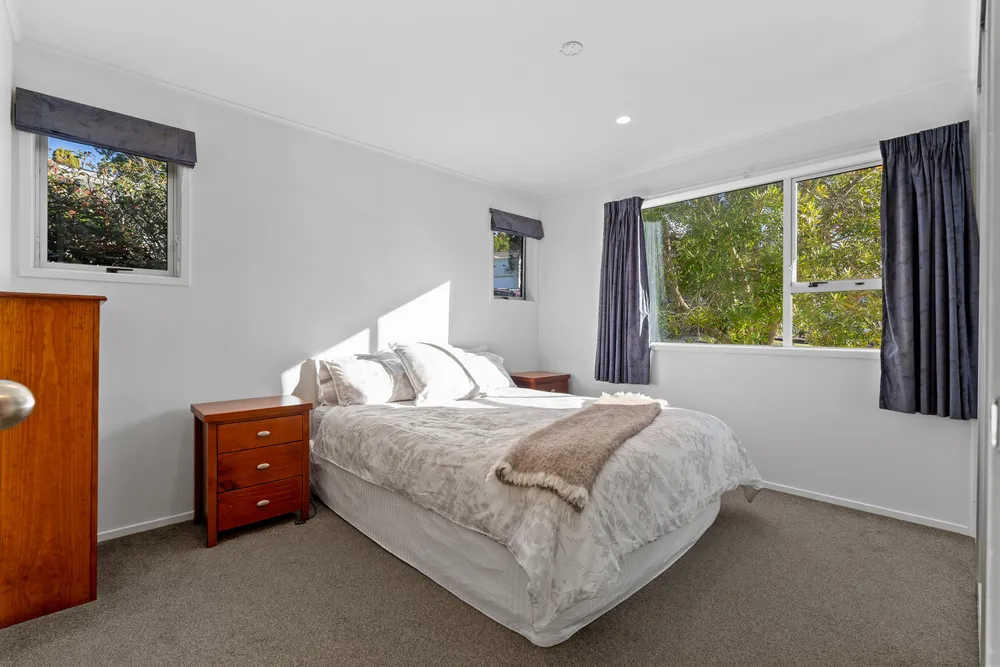 Photos of 91 Langana Avenue