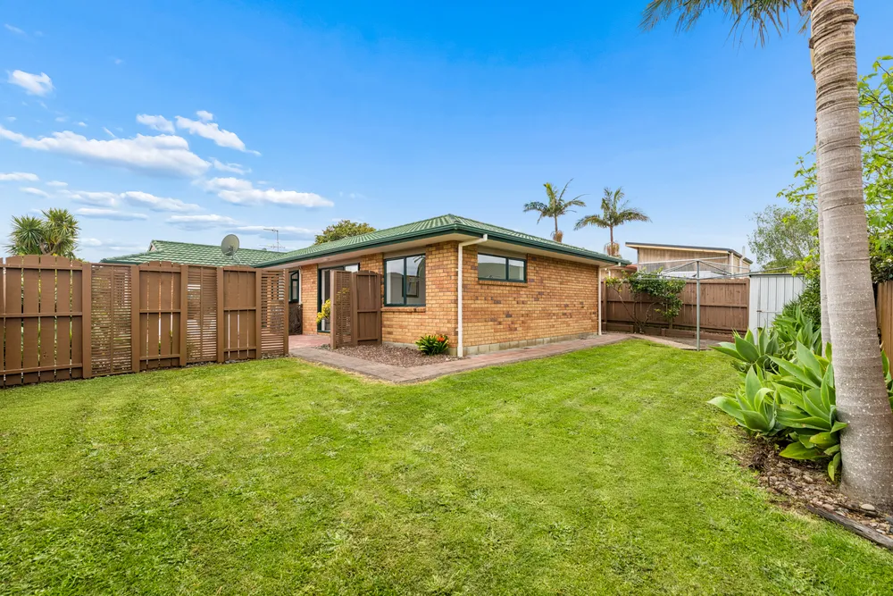 Photos of 10 Medvale Avenue