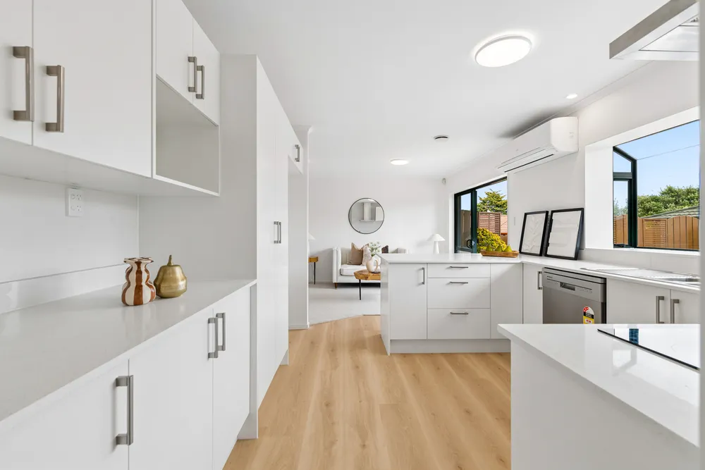 Photos of 10 Medvale Avenue