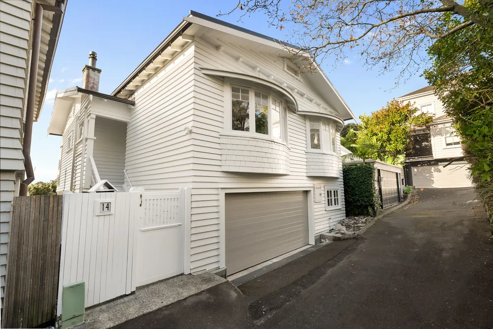 Photos of 14 Harbour Street