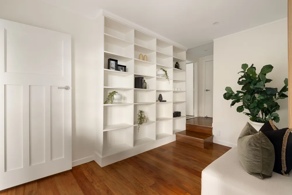 Photos of 14 Harbour Street