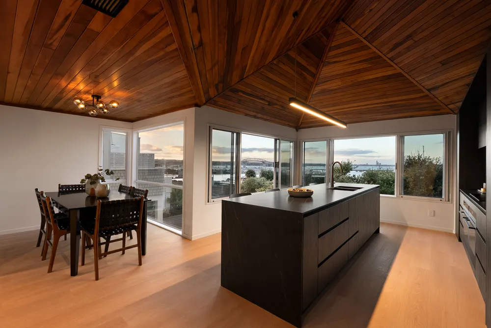 Photos of 14 Harbour Street