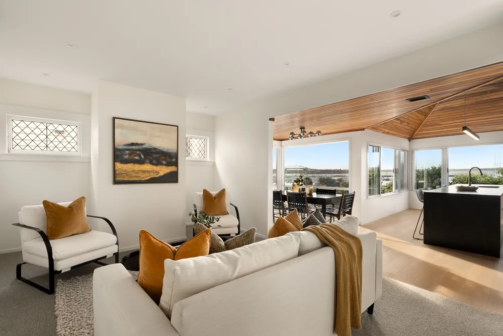 Photos of 14 Harbour Street