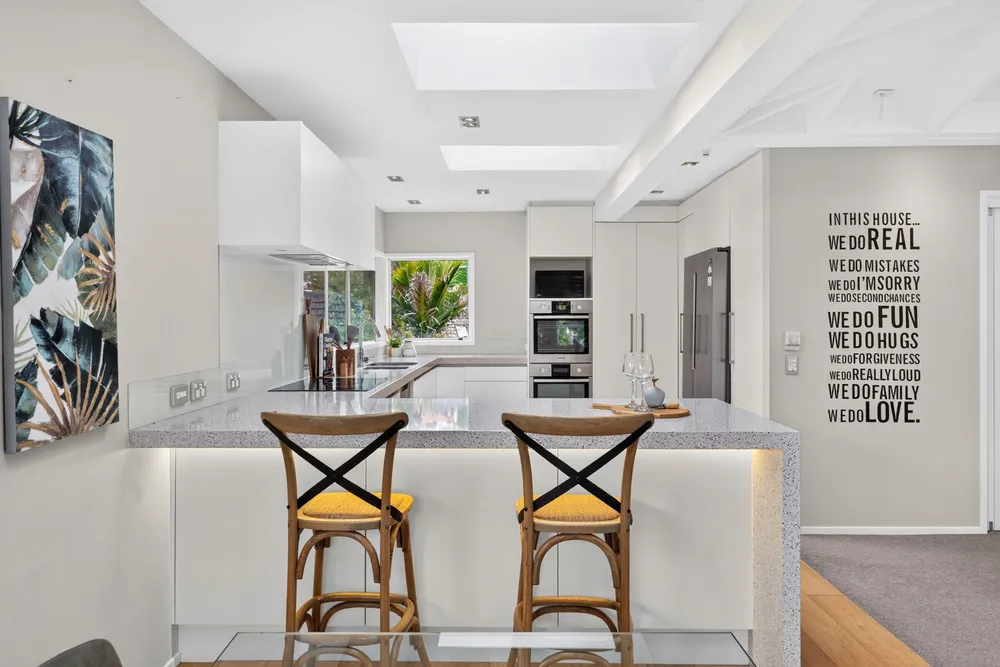 Photos of 22 Crocus Place