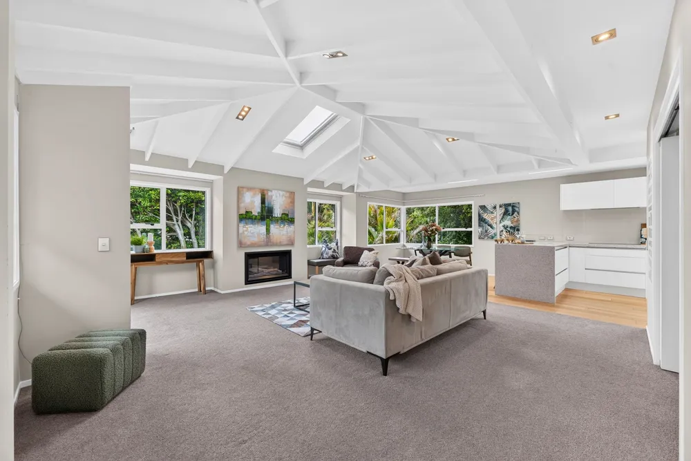 Photos of 22 Crocus Place