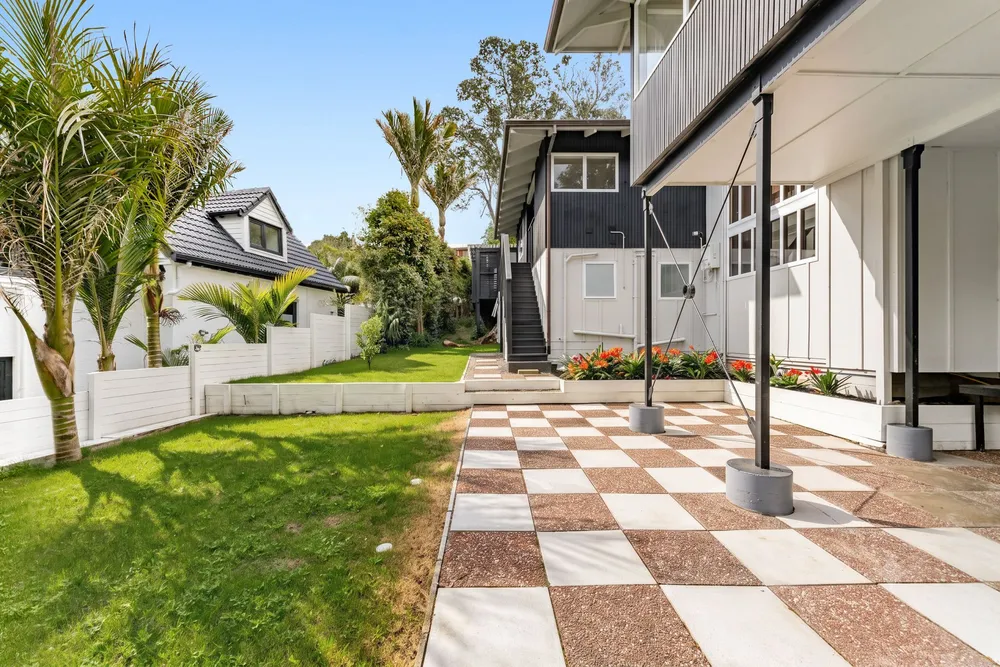 Photos of 22 Crocus Place