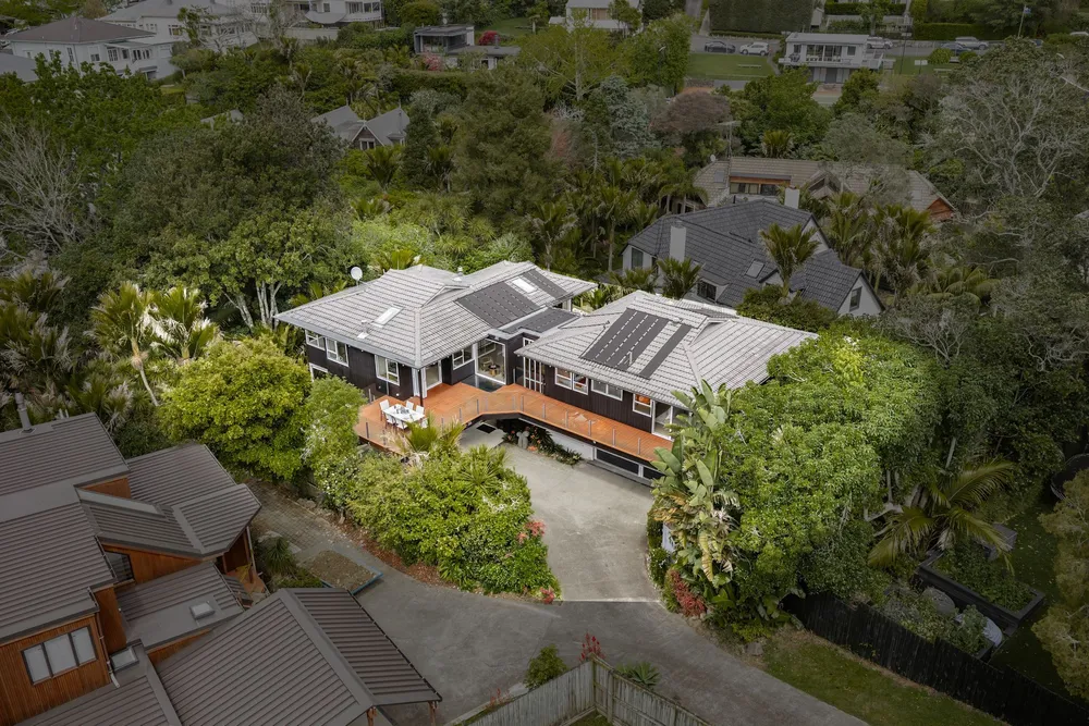 Photos of 22 Crocus Place