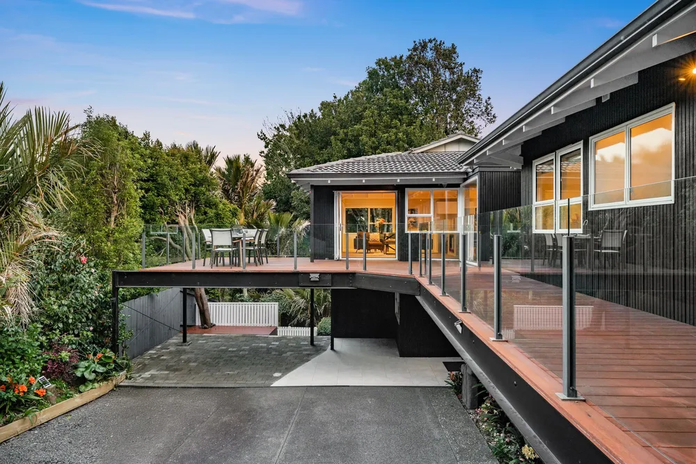 Photos of 22 Crocus Place