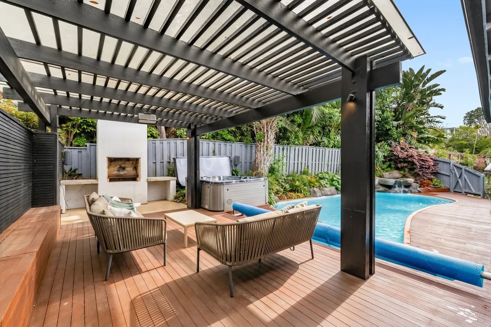 Photos of 22 Crocus Place