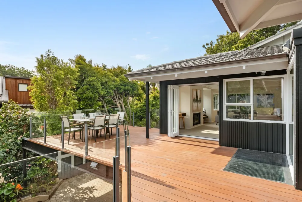 Photos of 22 Crocus Place