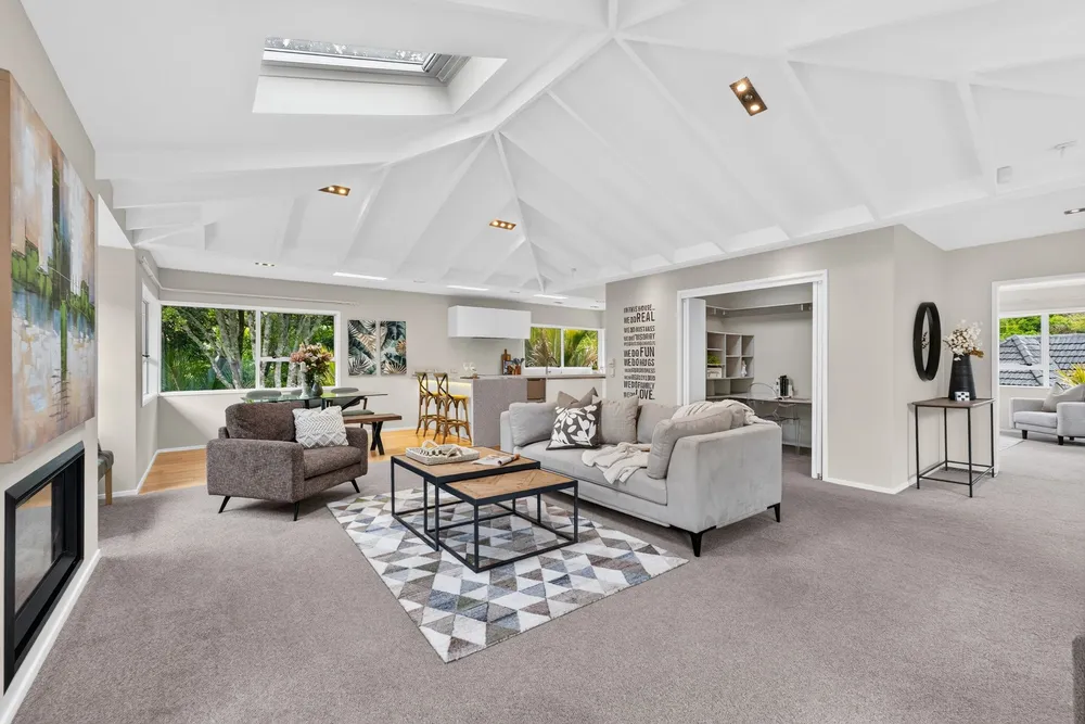 Photos of 22 Crocus Place