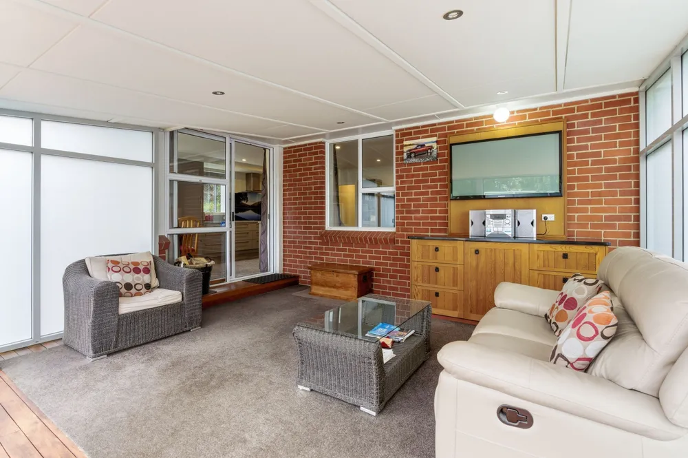 Photos of 9 Grey Street