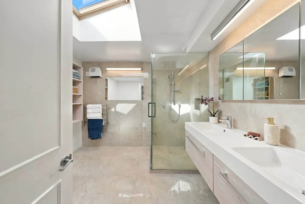 Photos of 75C Harakeke Street