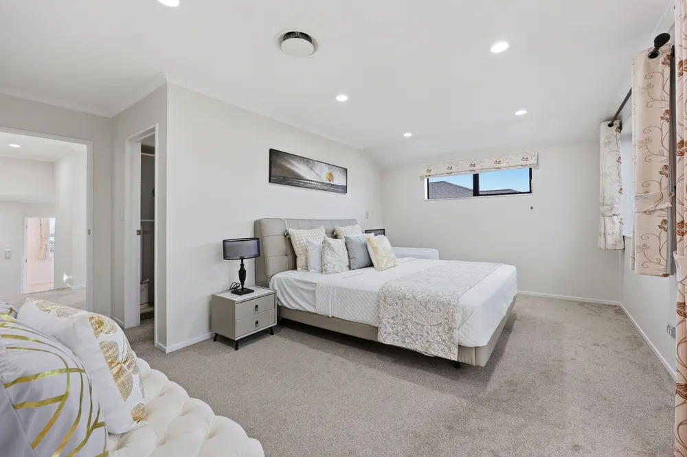 Photos of 10 Tannaghmore Drive