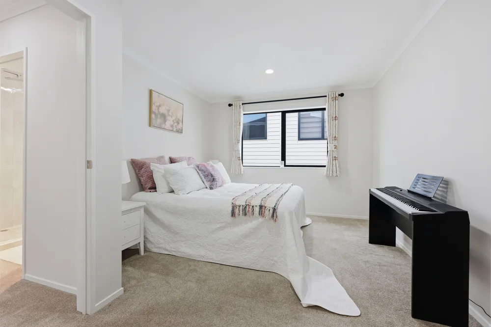 Photos of 10 Tannaghmore Drive