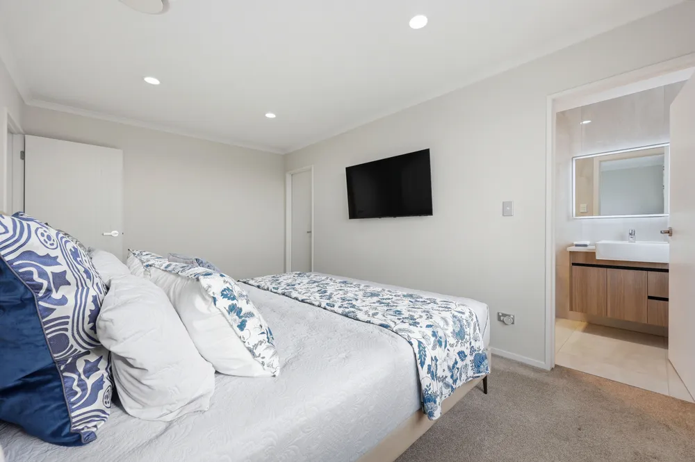 Photos of 10 Tannaghmore Drive