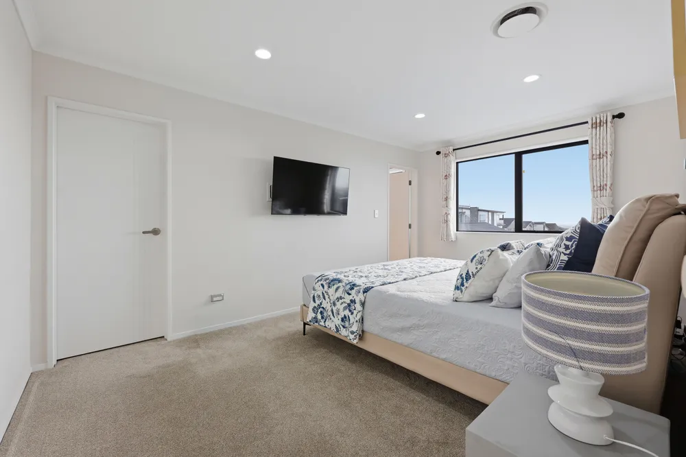 Photos of 10 Tannaghmore Drive
