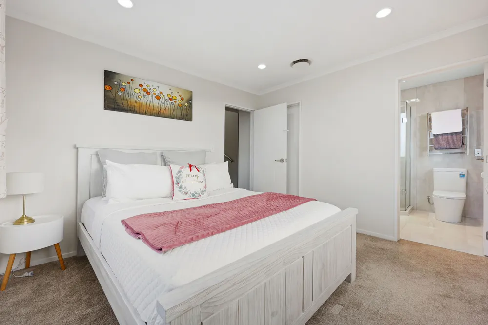 Photos of 10 Tannaghmore Drive