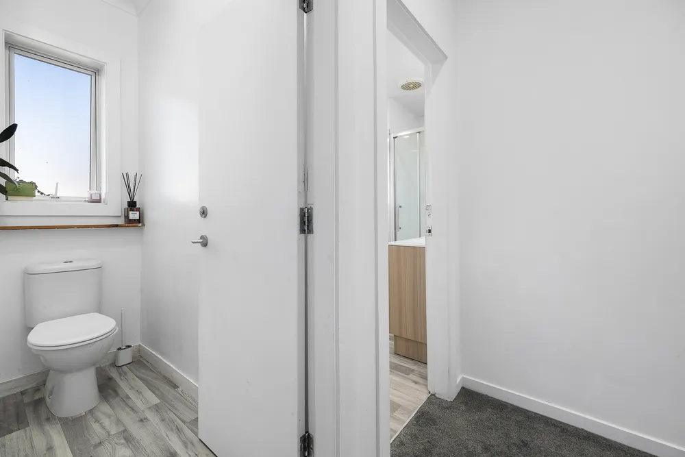 Photos of 34 Achilles Street
