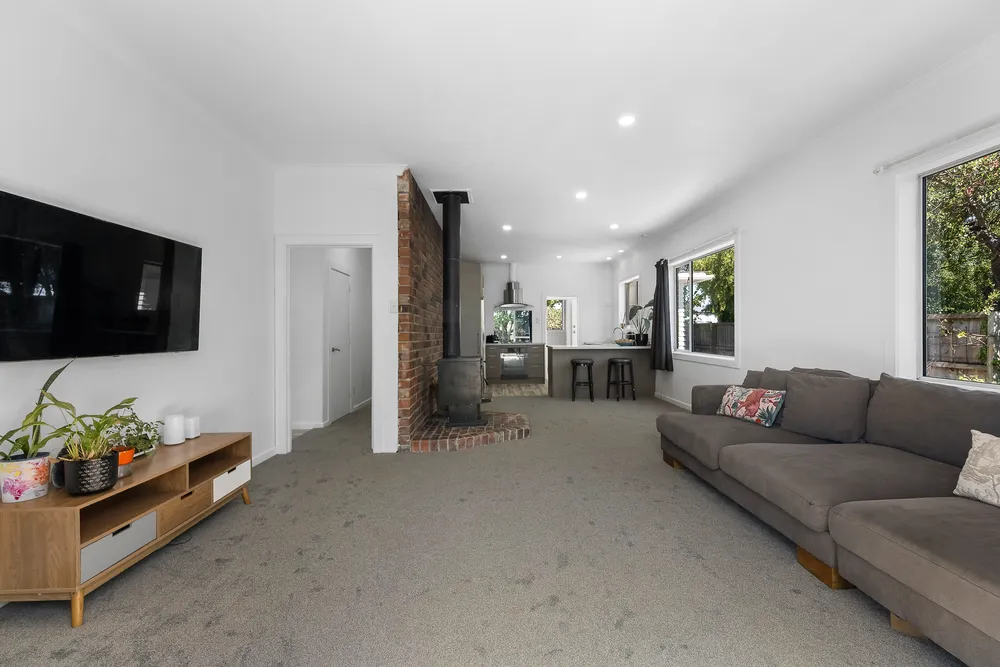 Photos of 34 Achilles Street