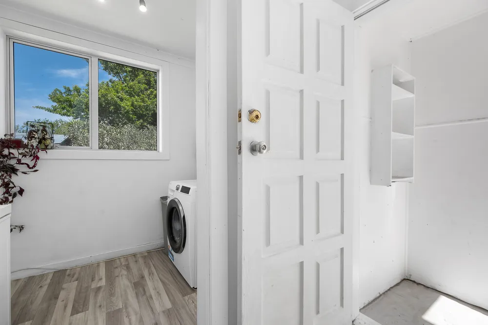 Photos of 34 Achilles Street