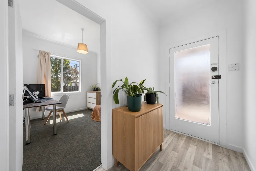 Photos of 34 Achilles Street