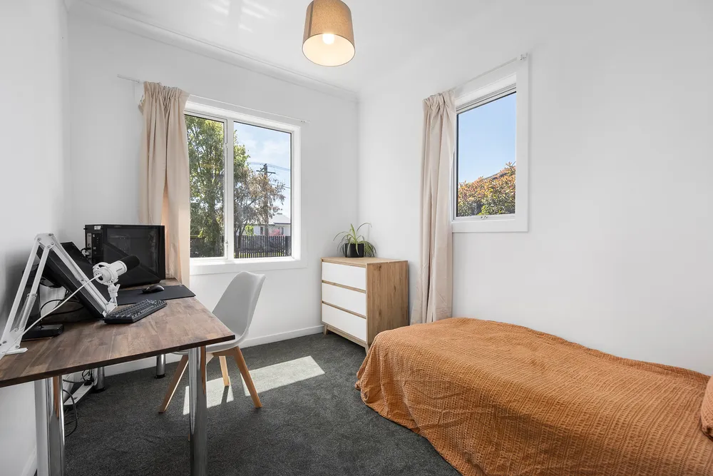 Photos of 34 Achilles Street