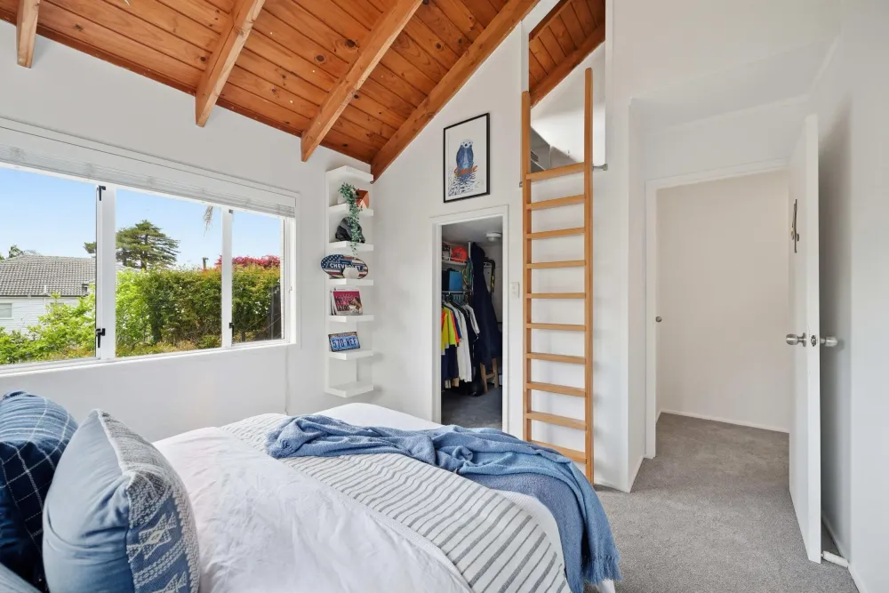 Photos of 2/8 Rossmore Terrace