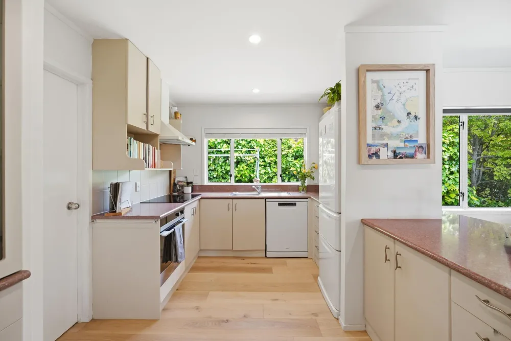 Photos of 2/8 Rossmore Terrace