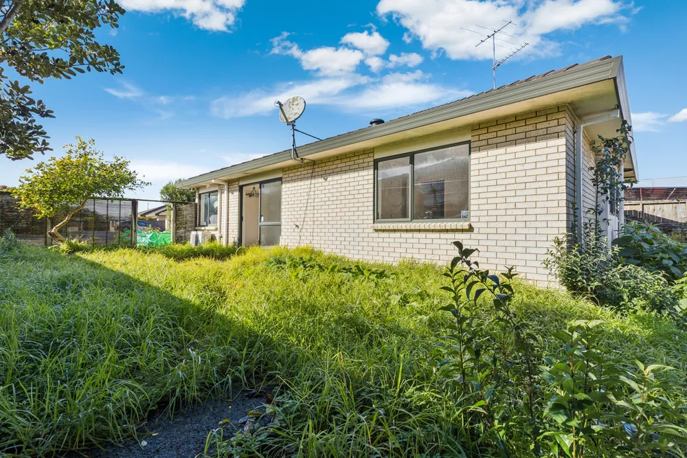 Photos of 139e Wyllie Road