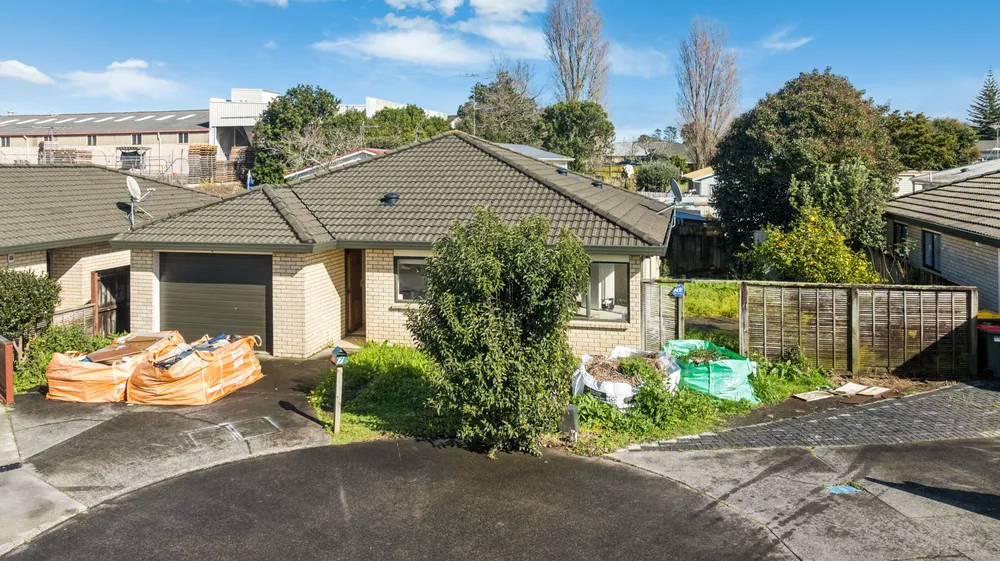 Photos of 139e Wyllie Road