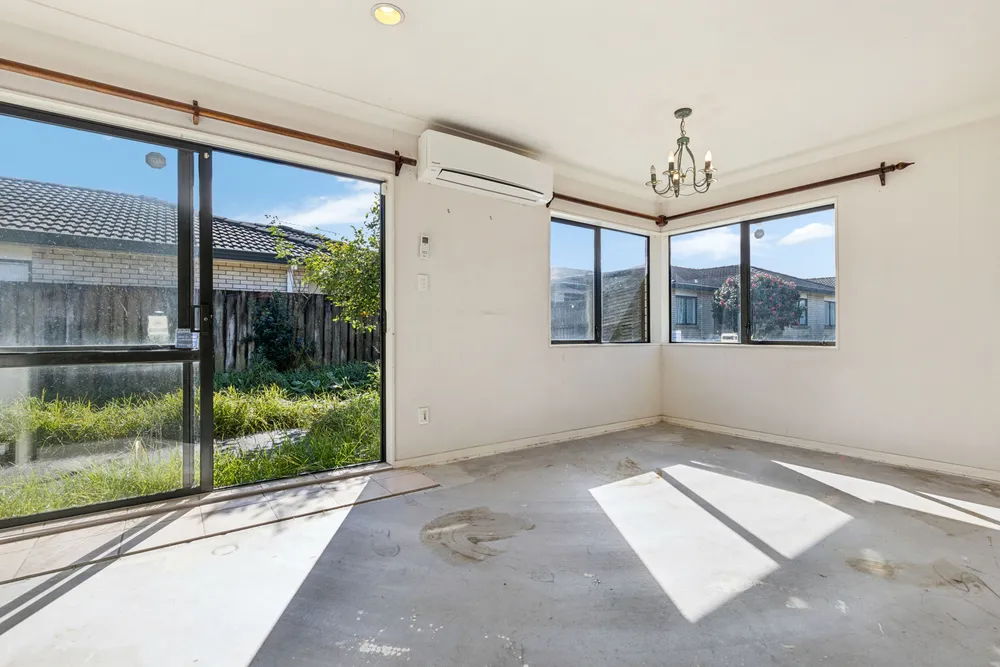 Photos of 139e Wyllie Road