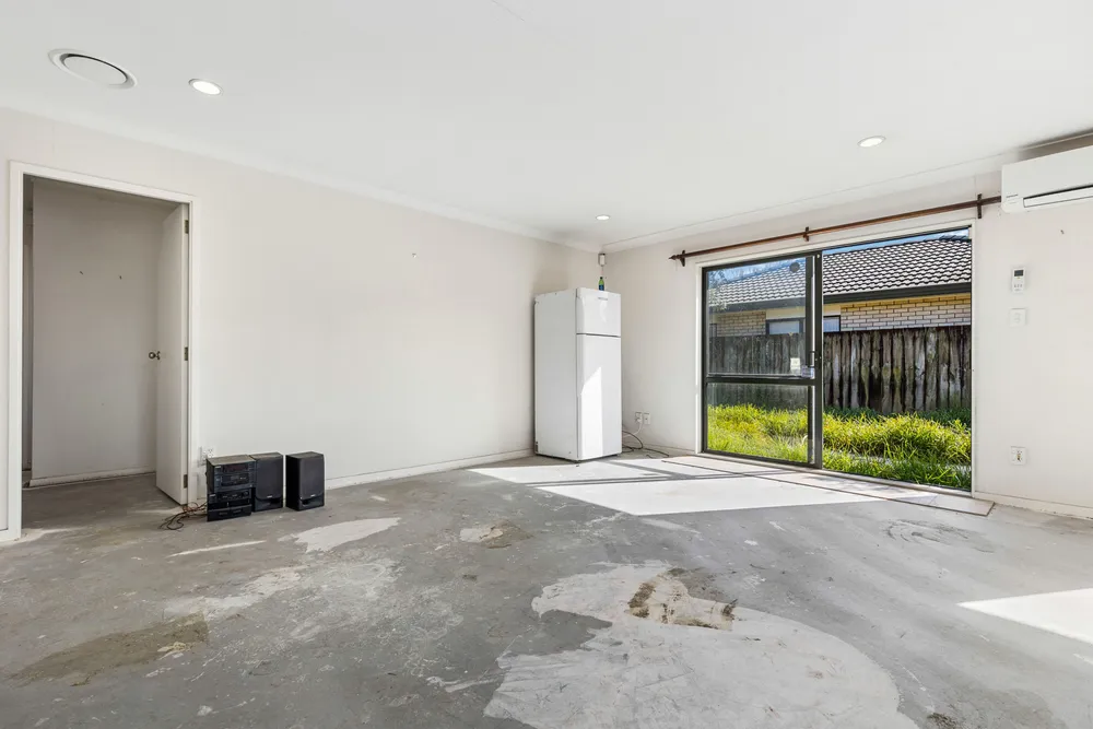 Photos of 139e Wyllie Road