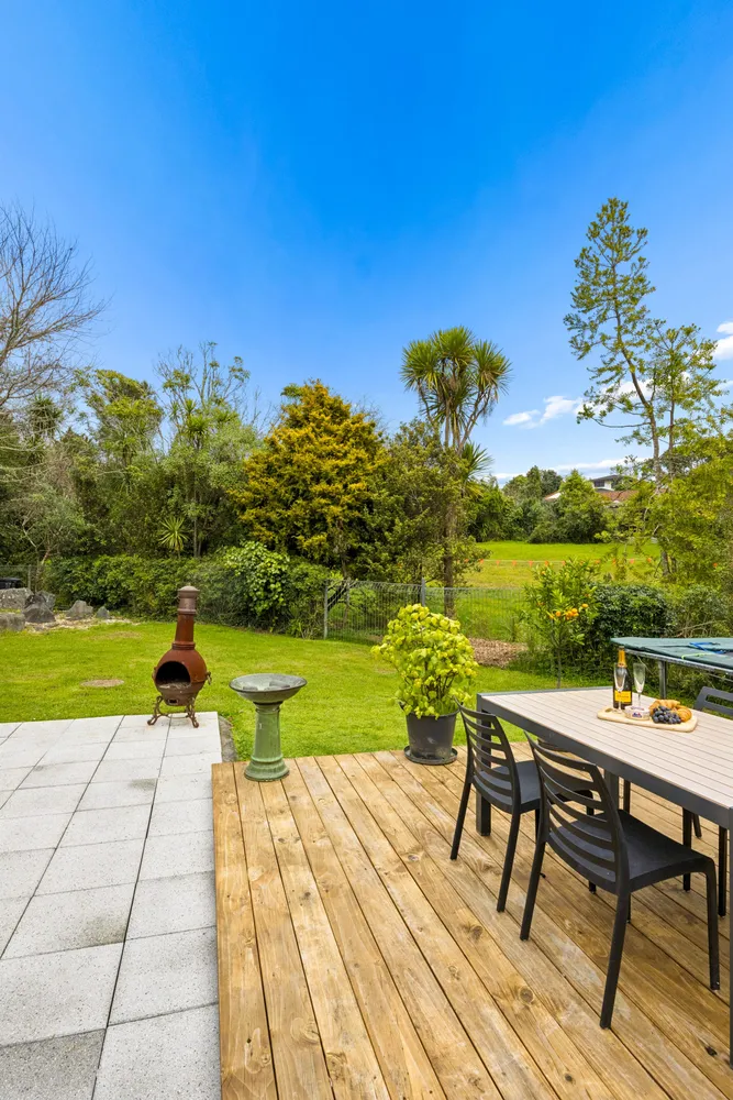 Photos of 12 Woodfern Crescent