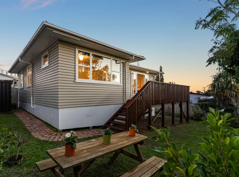Photos of 15C Aeroview Drive