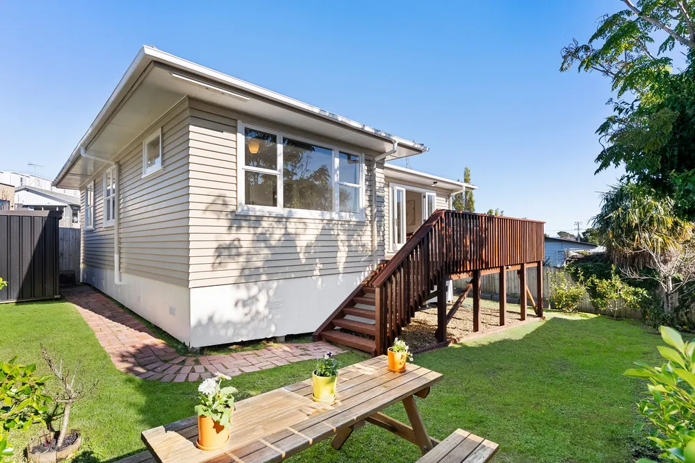 Photos of 15C Aeroview Drive