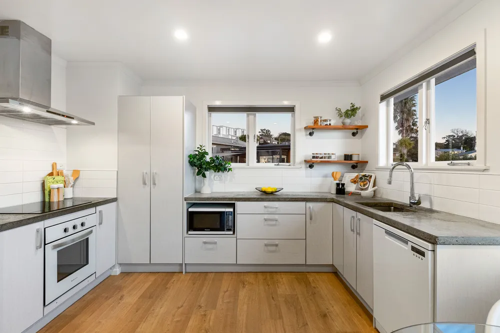 Photos of 15C Aeroview Drive