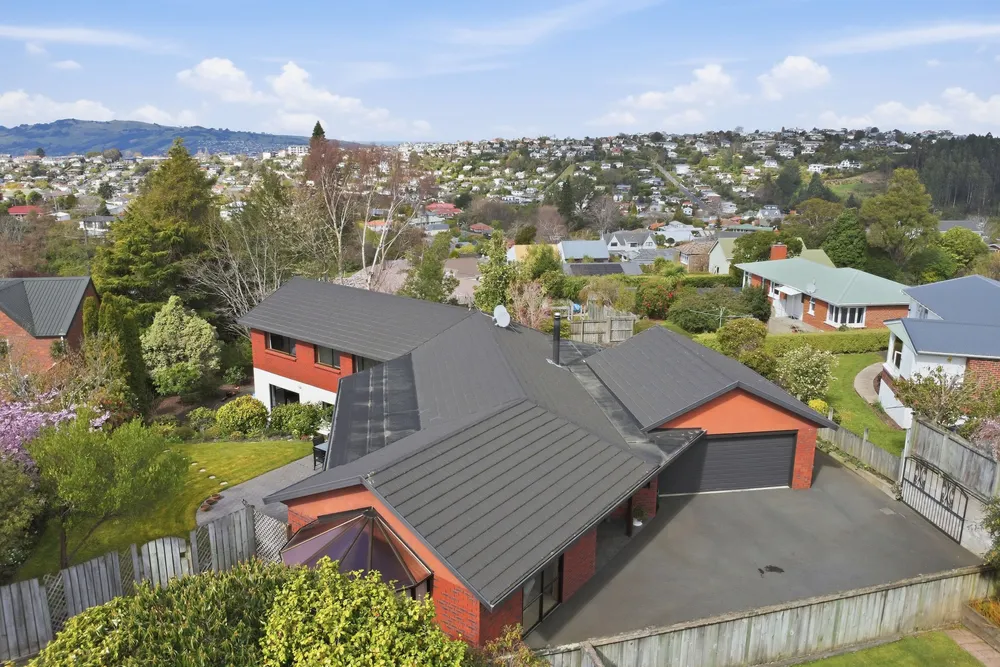 Photos of 21 Ferntree Drive