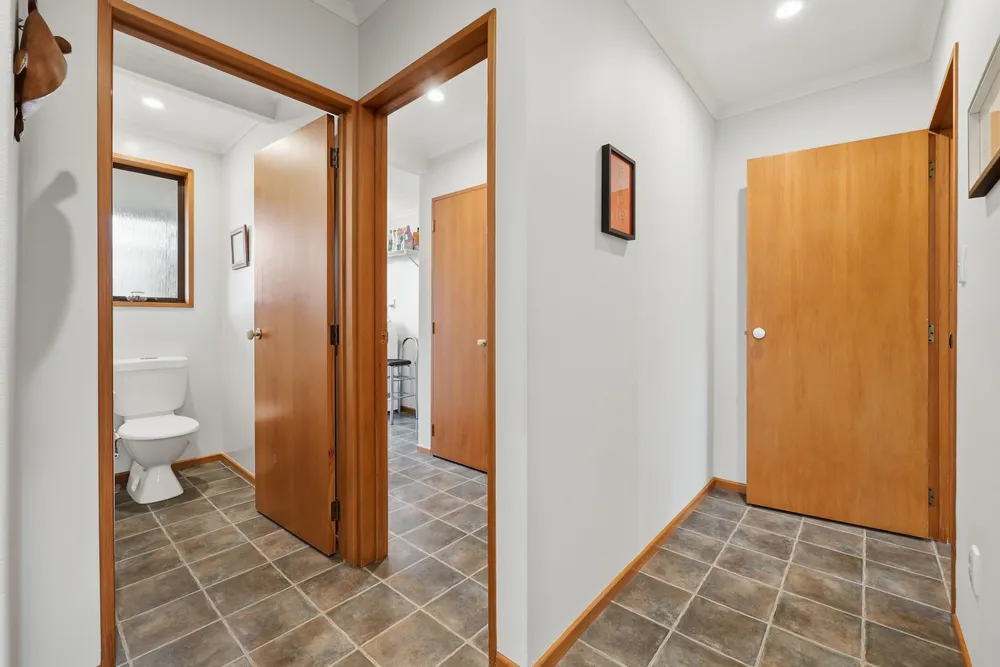 Photos of 21 Ferntree Drive