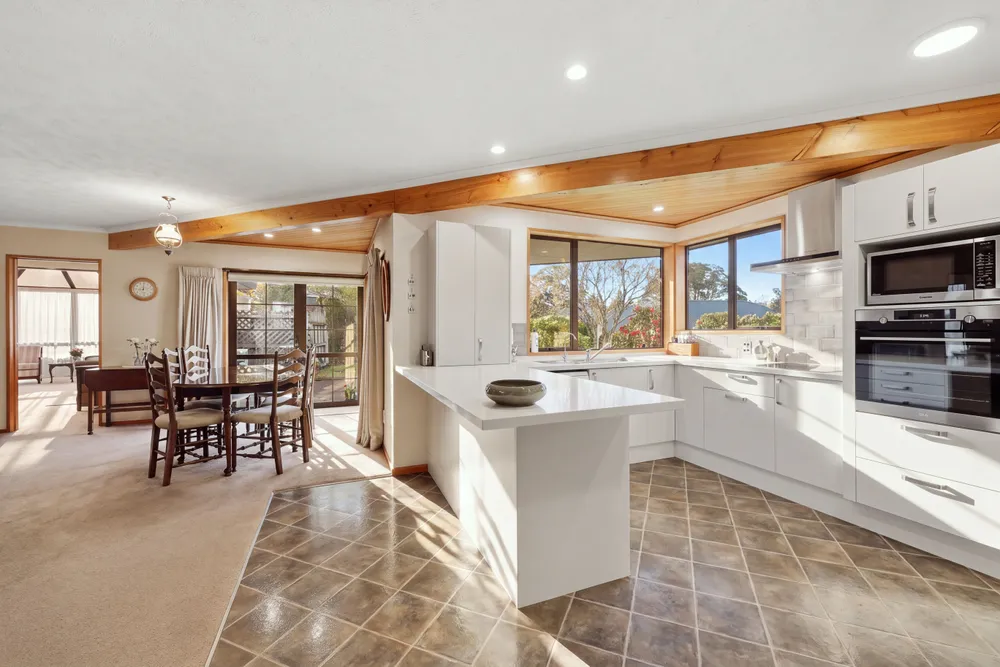 Photos of 21 Ferntree Drive