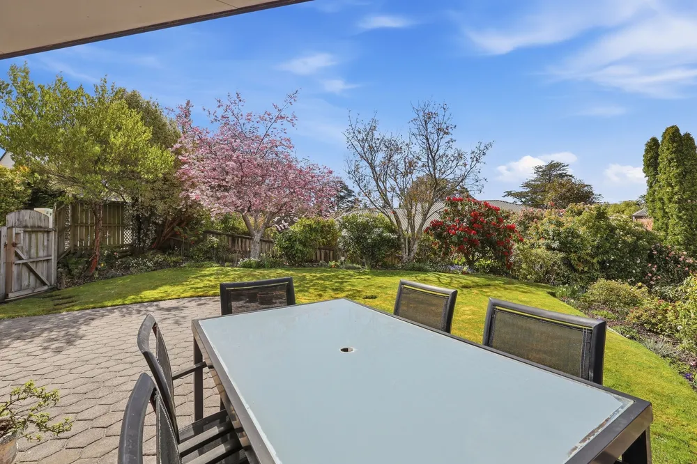 Photos of 21 Ferntree Drive